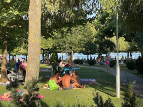Liliom a Strandnál